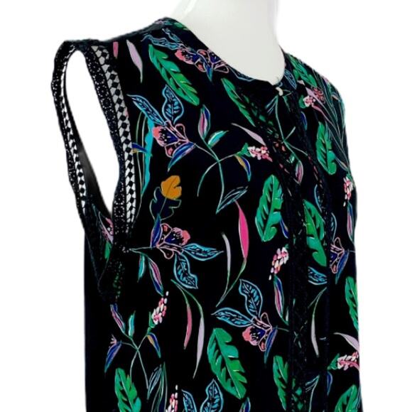 A New Day Target Blouse NEW Black Green Pink Tropical Floral Top Women's Medium - Picture 6 of 12